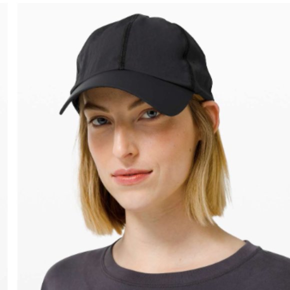 lululemon athletica Accessories - (2390) NWT LULULEMON Women's Baller Hat (SOFT) in Black